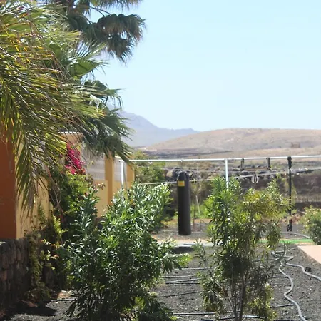 Da Mata Kite&surf House Bed and Breakfast Lajares