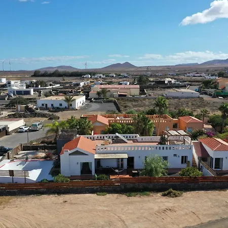Da Mata Kite&surf House Bed and breakfast Lajares