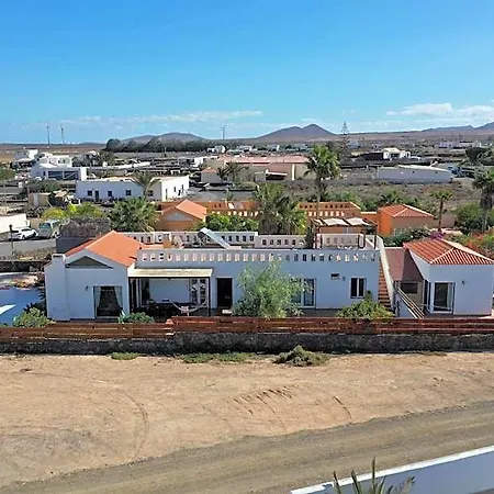 Bed and Breakfast Da Mata Kite&surf House Lajares